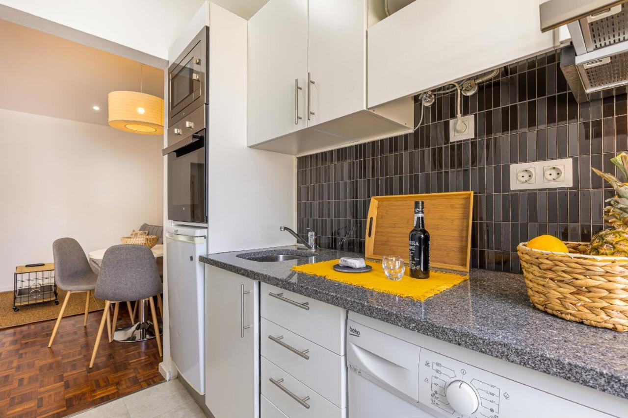 Flat With Balcony At Downtown By Farmers Market Appartement Funchal (Madeira)